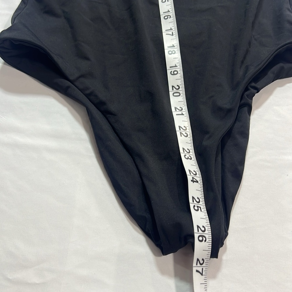 Becca “color code sadie” swimsuit one piece size M black - Picture 8 of 9